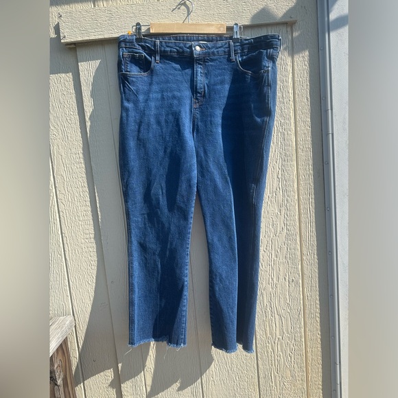 Old Navy Women's Size 18 Flare Ankle Hi-Rise Blue Jeans Raw Edges Distress - Picture 1 of 7